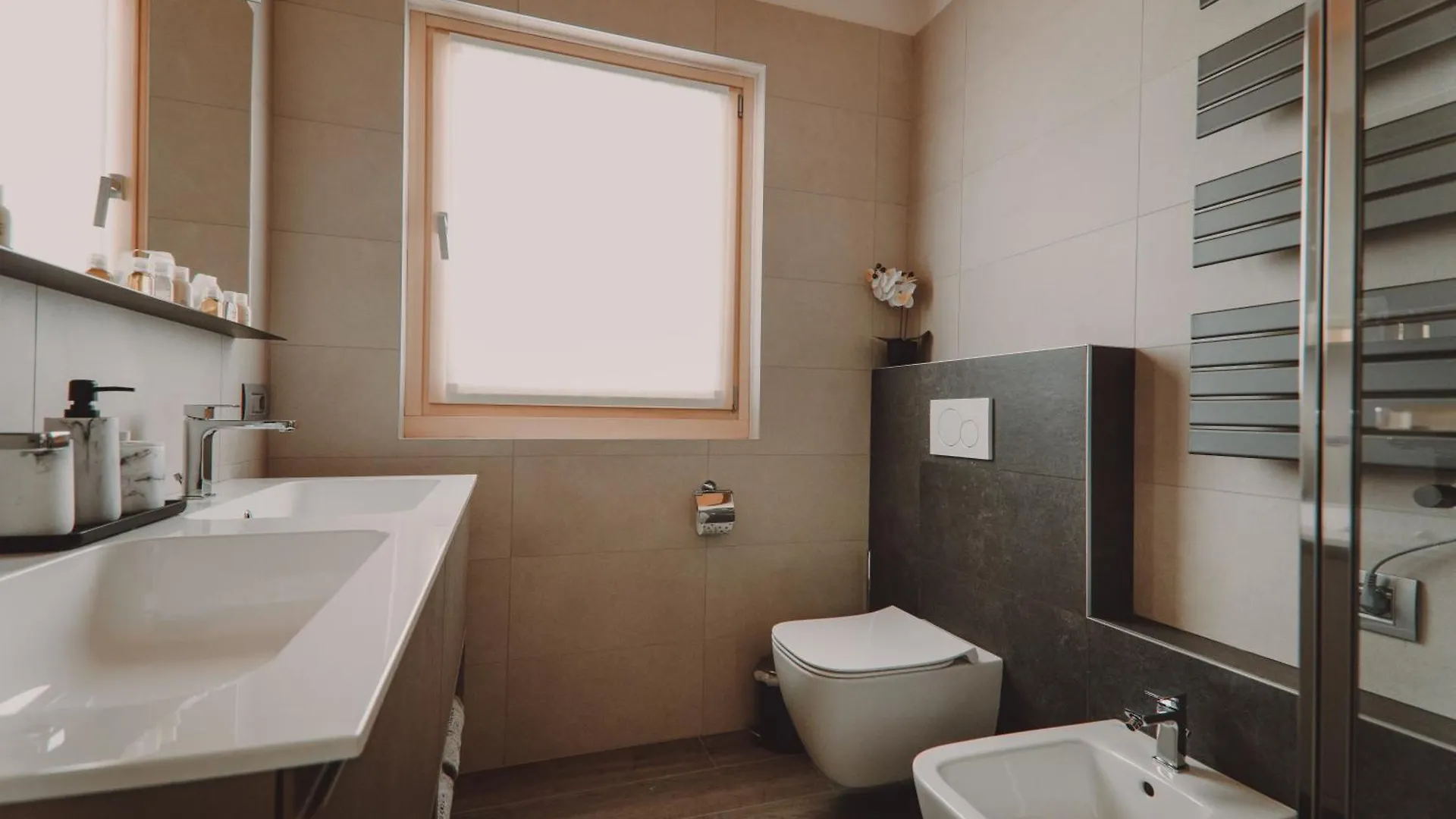 Residenza 39 - 900 M From Bernina Express Apartment Tirano Italy