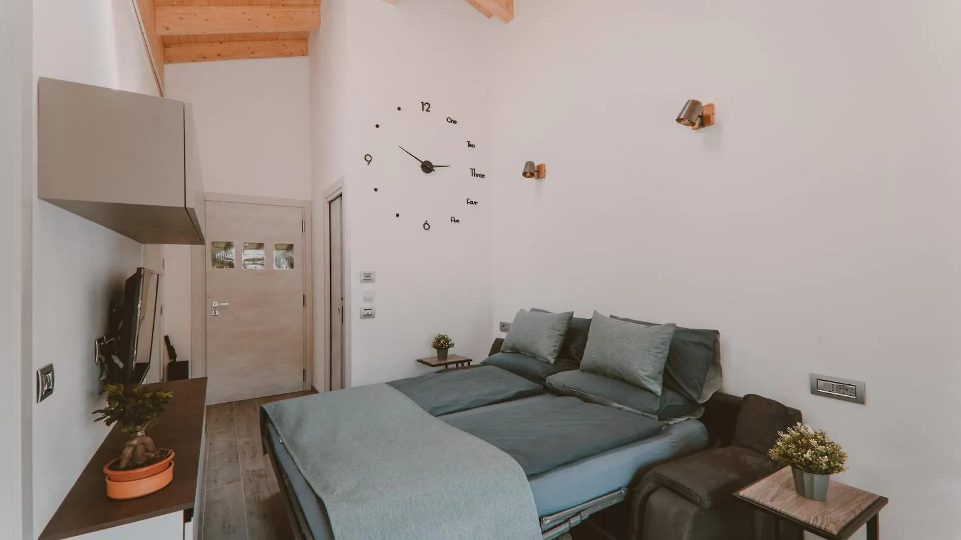 Residenza 39 - 900 M From Bernina Express Apartment Tirano