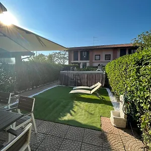 Faustina Villa